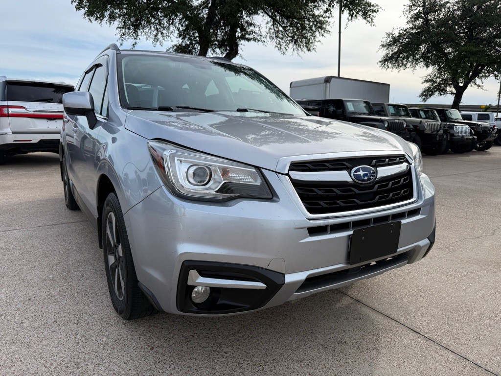 2018 Subaru Forester Image 1