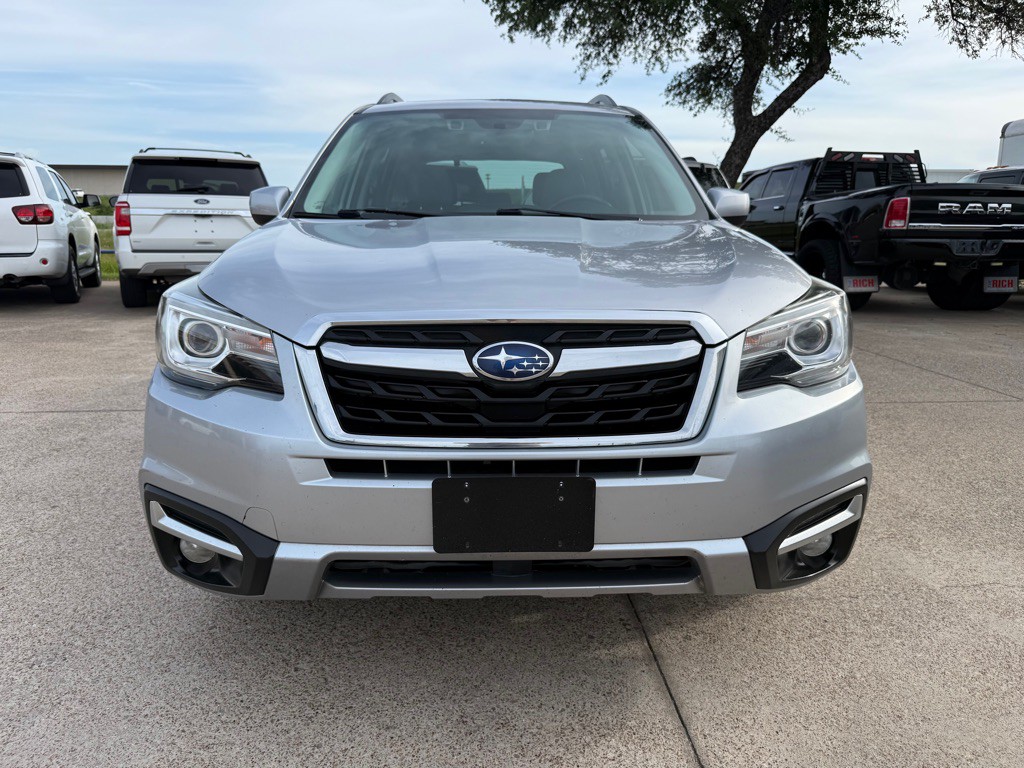 2018 Subaru Forester Image 2