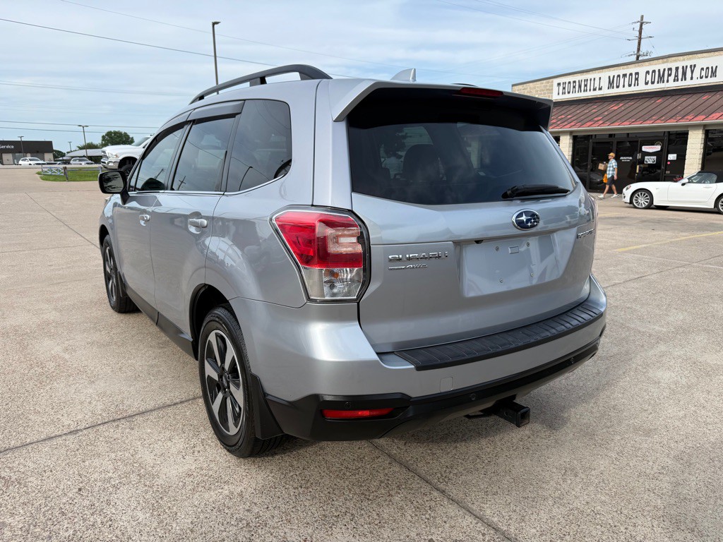 2018 Subaru Forester Image 5