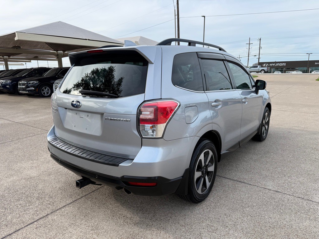 2018 Subaru Forester Image 7