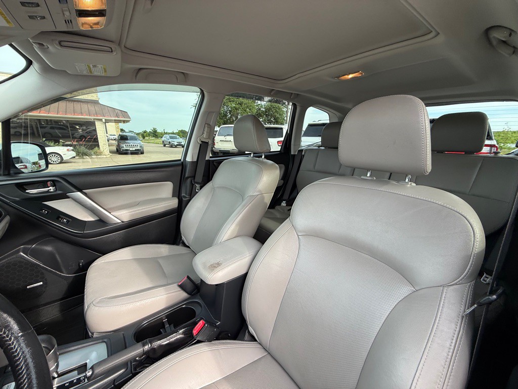 2018 Subaru Forester Image 17