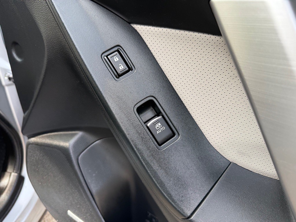 2018 Subaru Forester Image 25