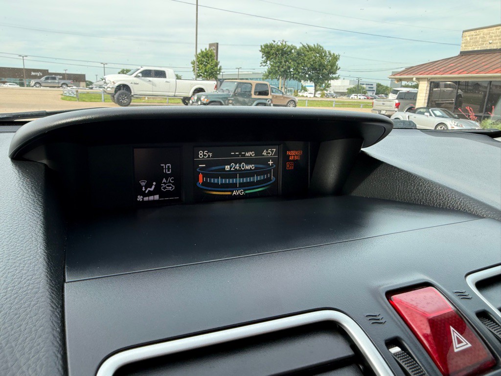 2018 Subaru Forester Image 34