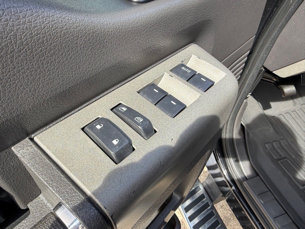 2012 Ford F-350 Image 23