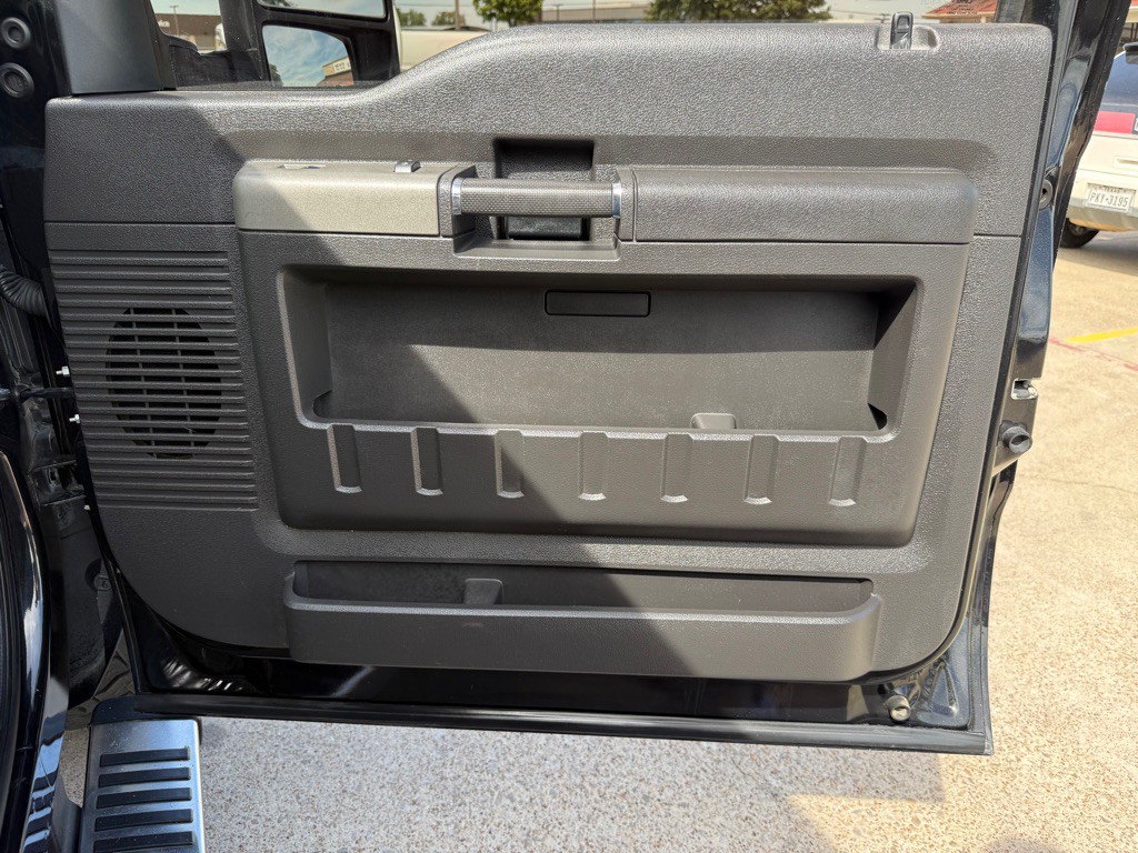 2012 Ford F-350 Image 27