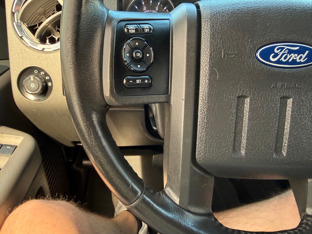 2012 Ford F-350 Image 30