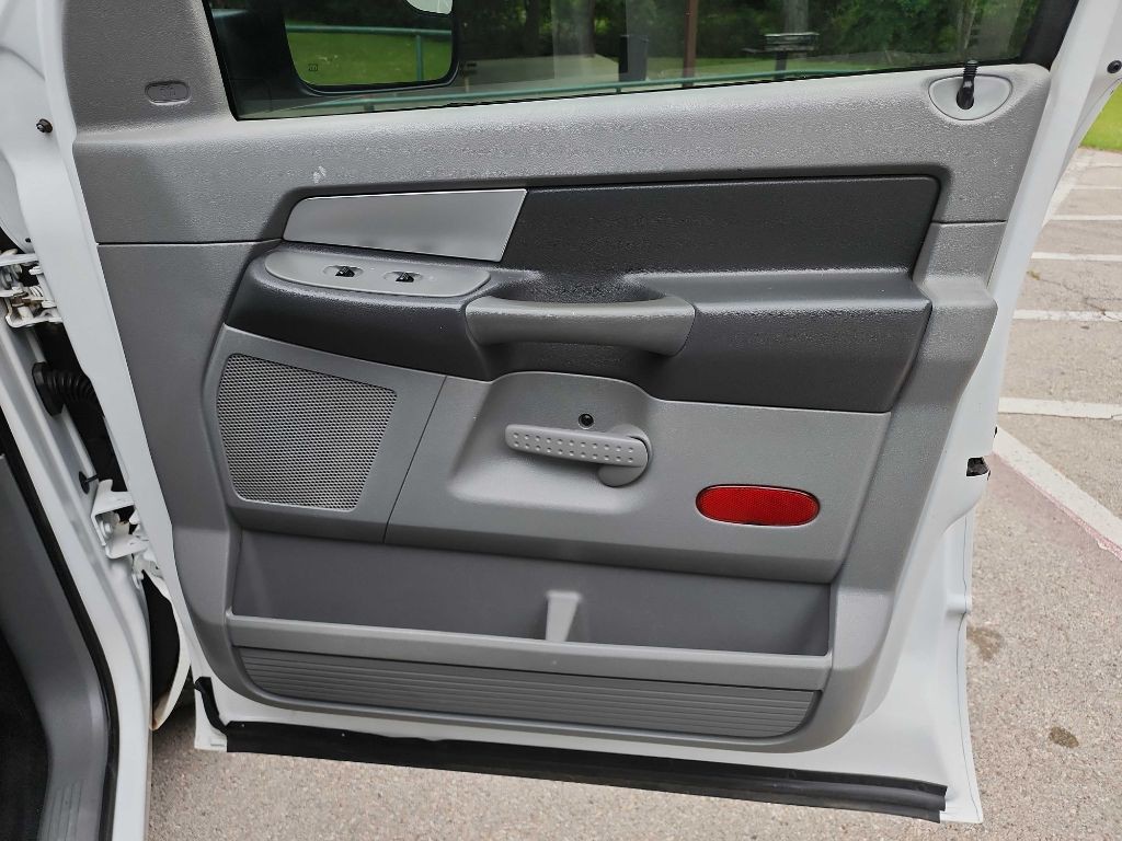 2007 Dodge Ram 3500 Image 26