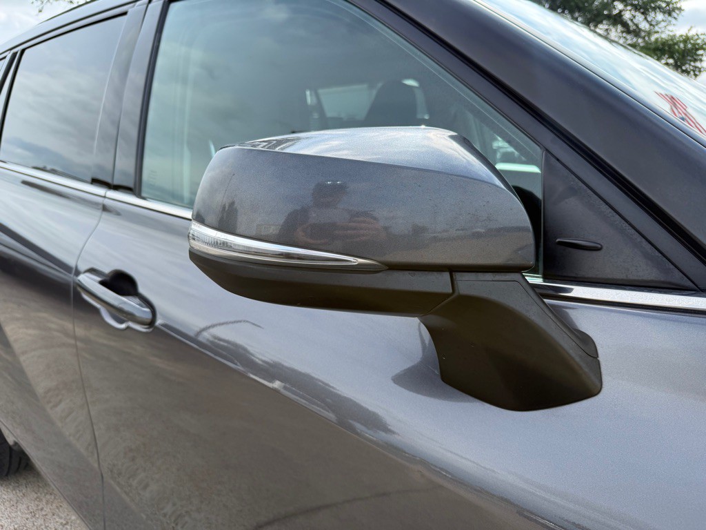 2021 Toyota Highlander Image 10