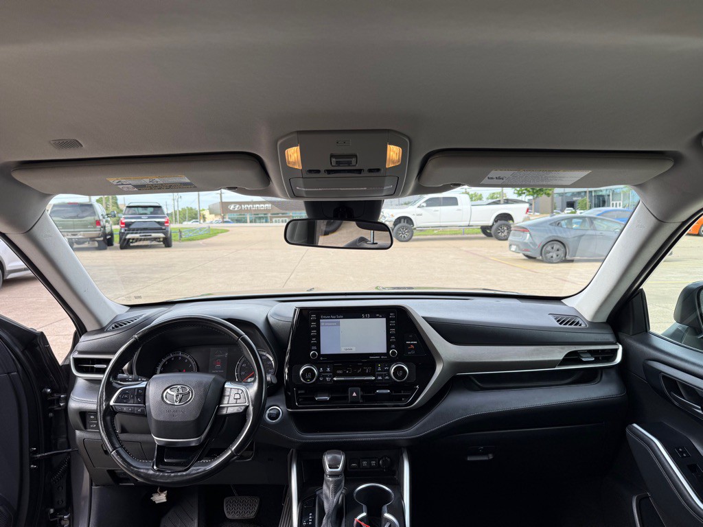 2021 Toyota Highlander Image 23
