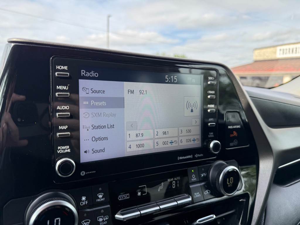 2021 Toyota Highlander Image 33