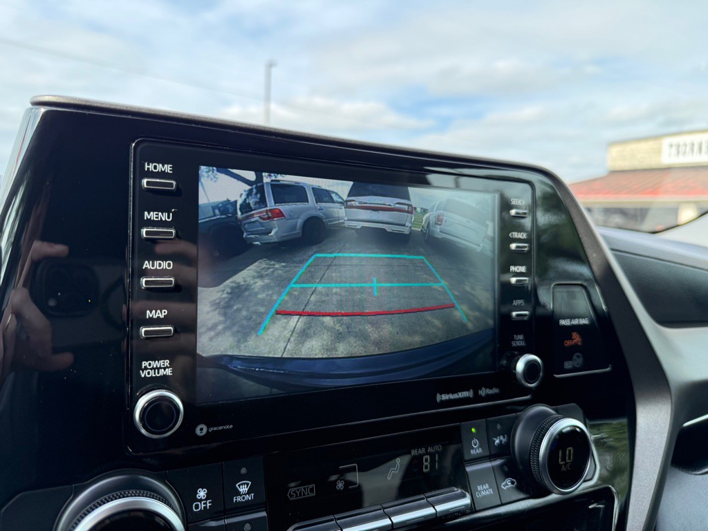 2021 Toyota Highlander Image 34