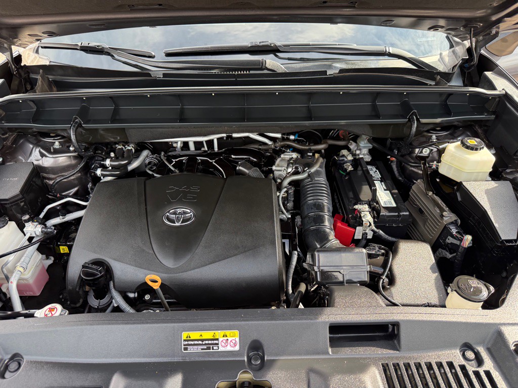 2021 Toyota Highlander Image 36