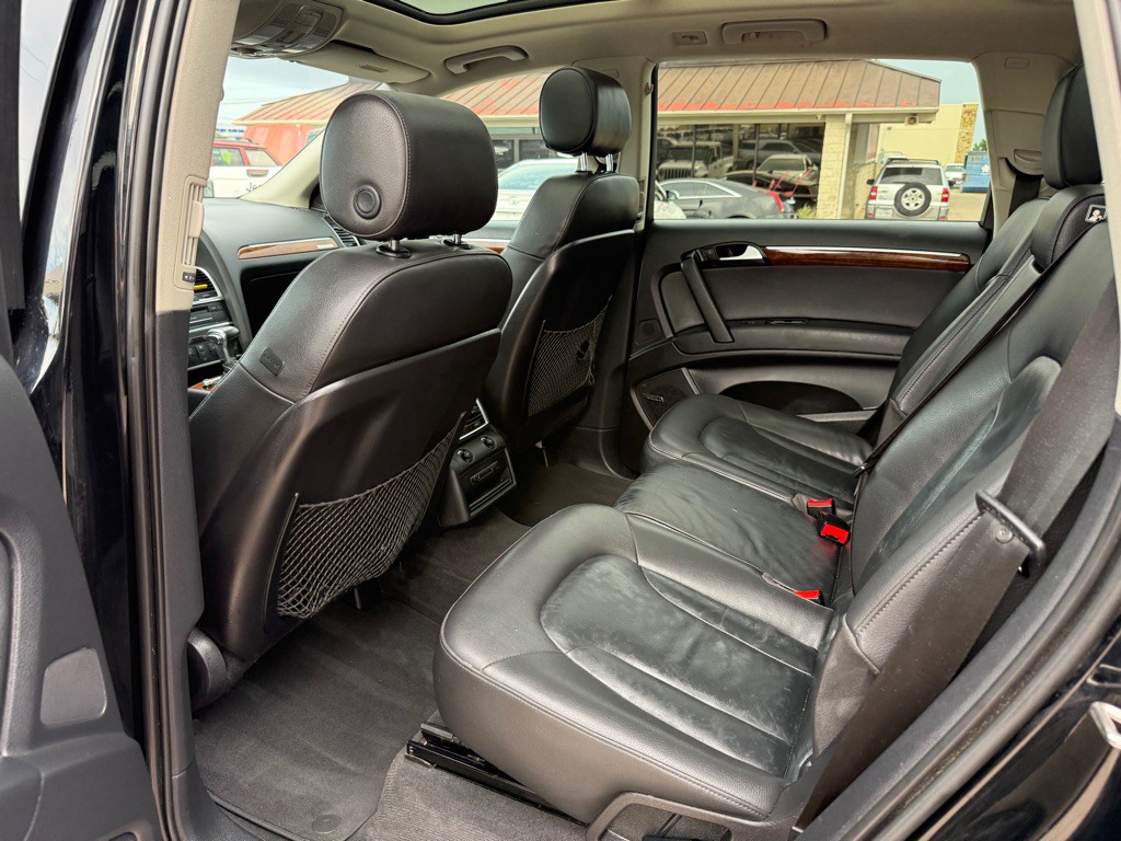 2015 Audi Q7 Image 15