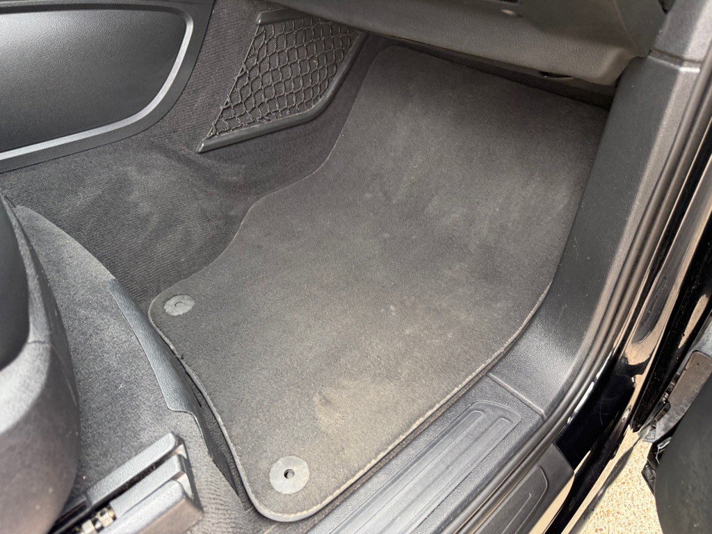 2015 Audi Q7 Image 21