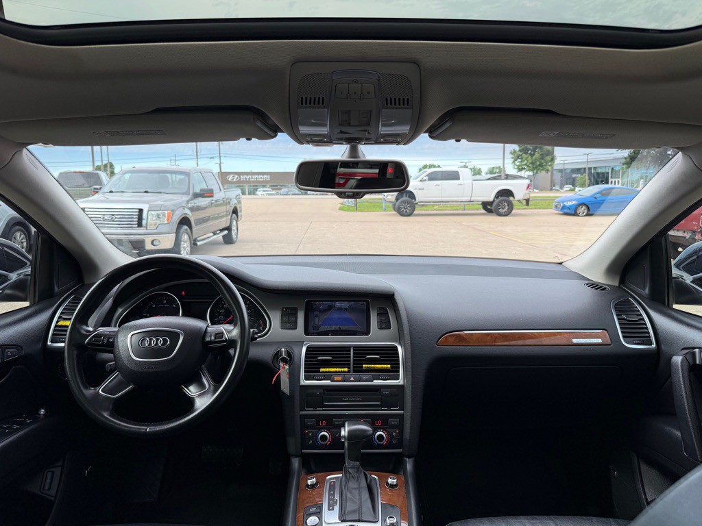 2015 Audi Q7 Image 25