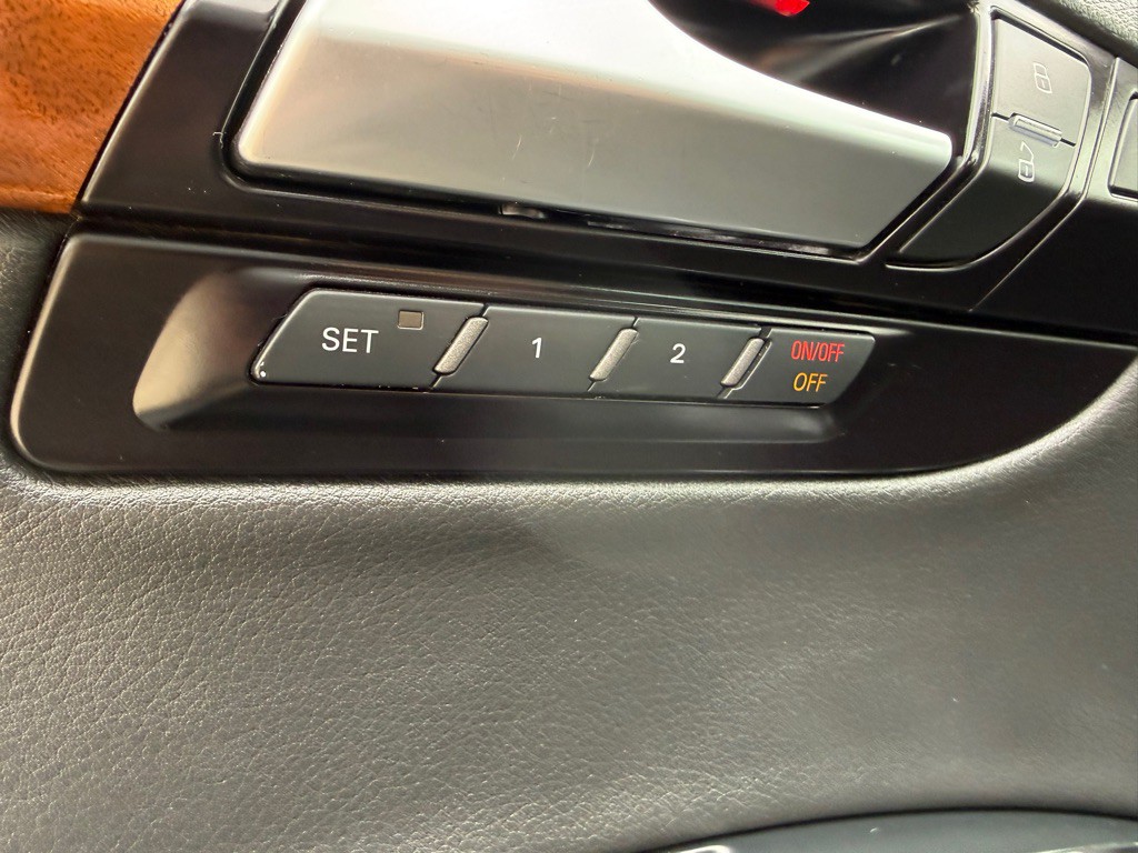 2015 Audi Q7 Image 27