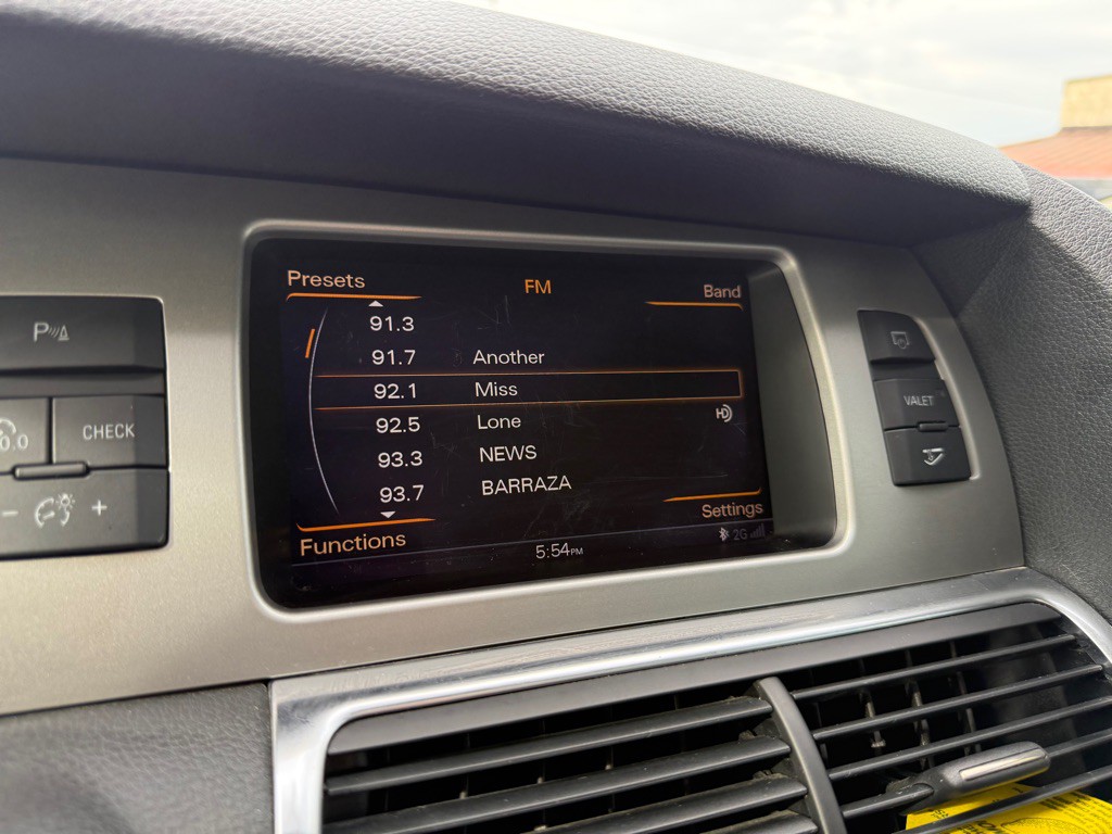2015 Audi Q7 Image 34
