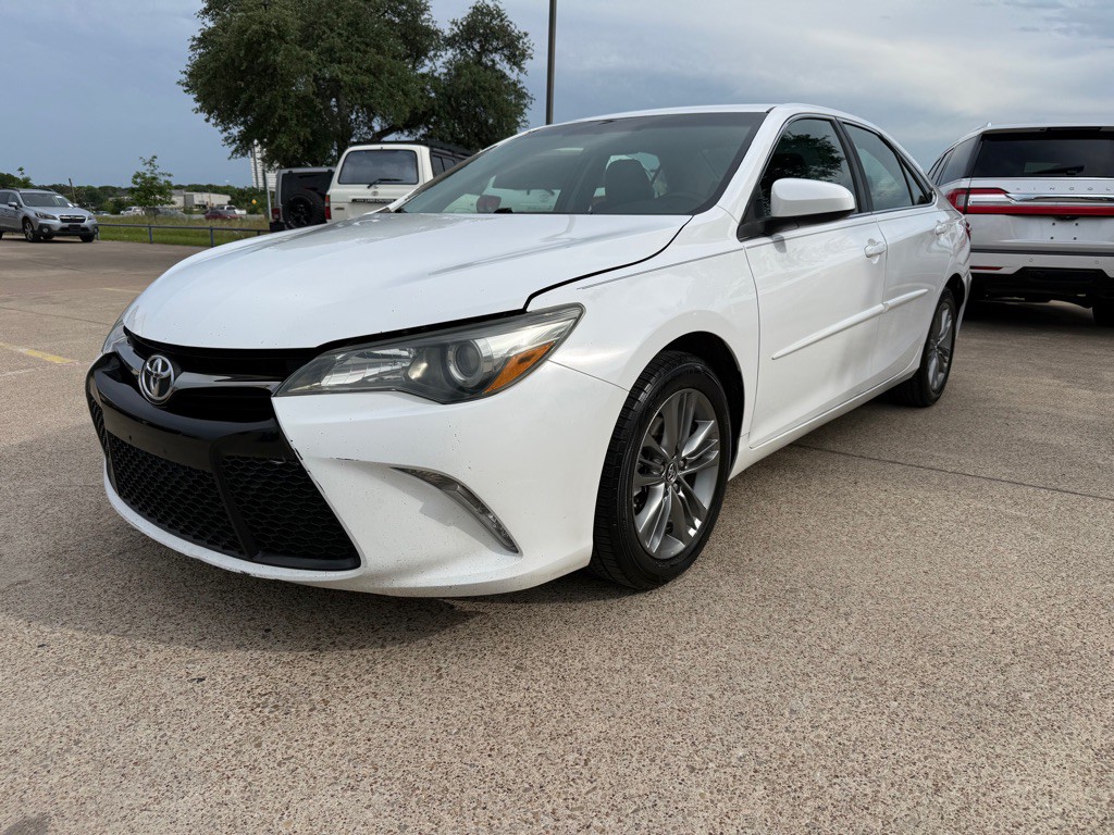 2015 Toyota Camry Image 3