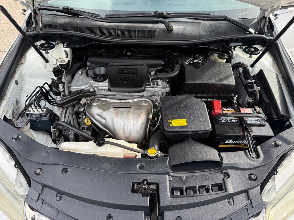 2015 Toyota Camry Image 27