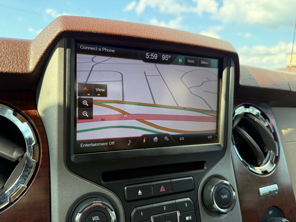 2013 Ford F-250 Image 25