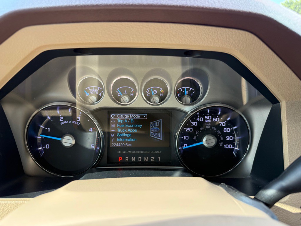 2013 Ford F-250 Image 28