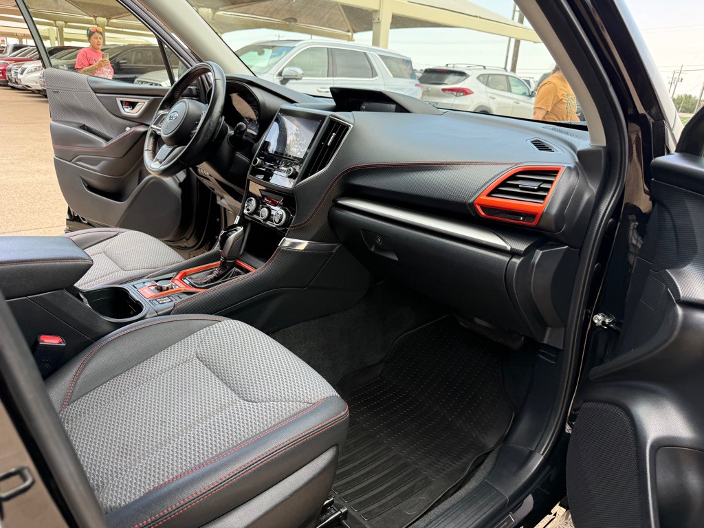 2020 Subaru Forester Image 18