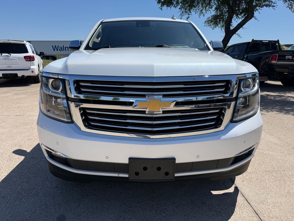 2017 Chevrolet Tahoe Image 2