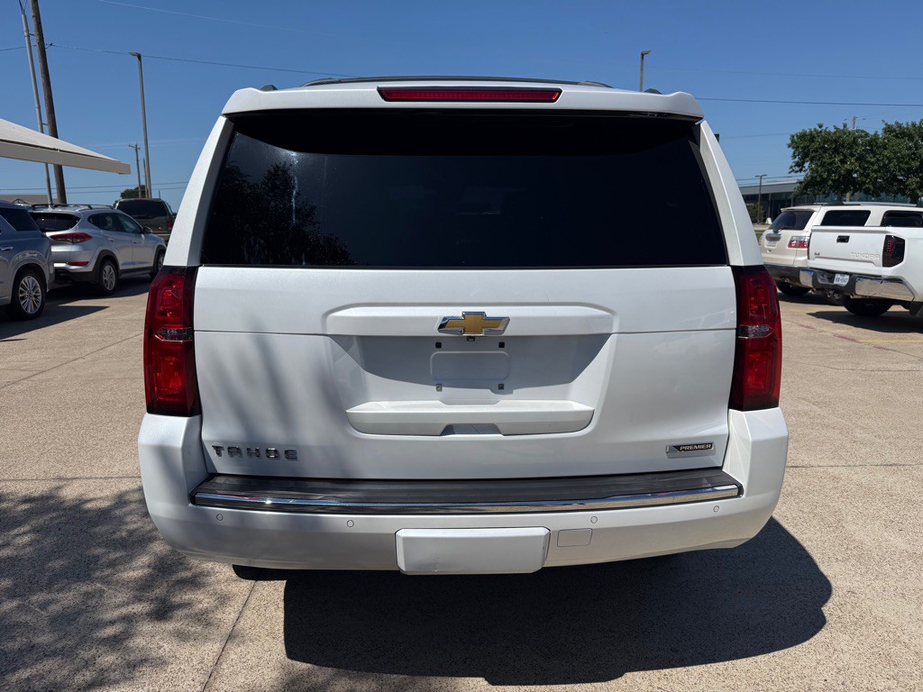 2017 Chevrolet Tahoe Image 6