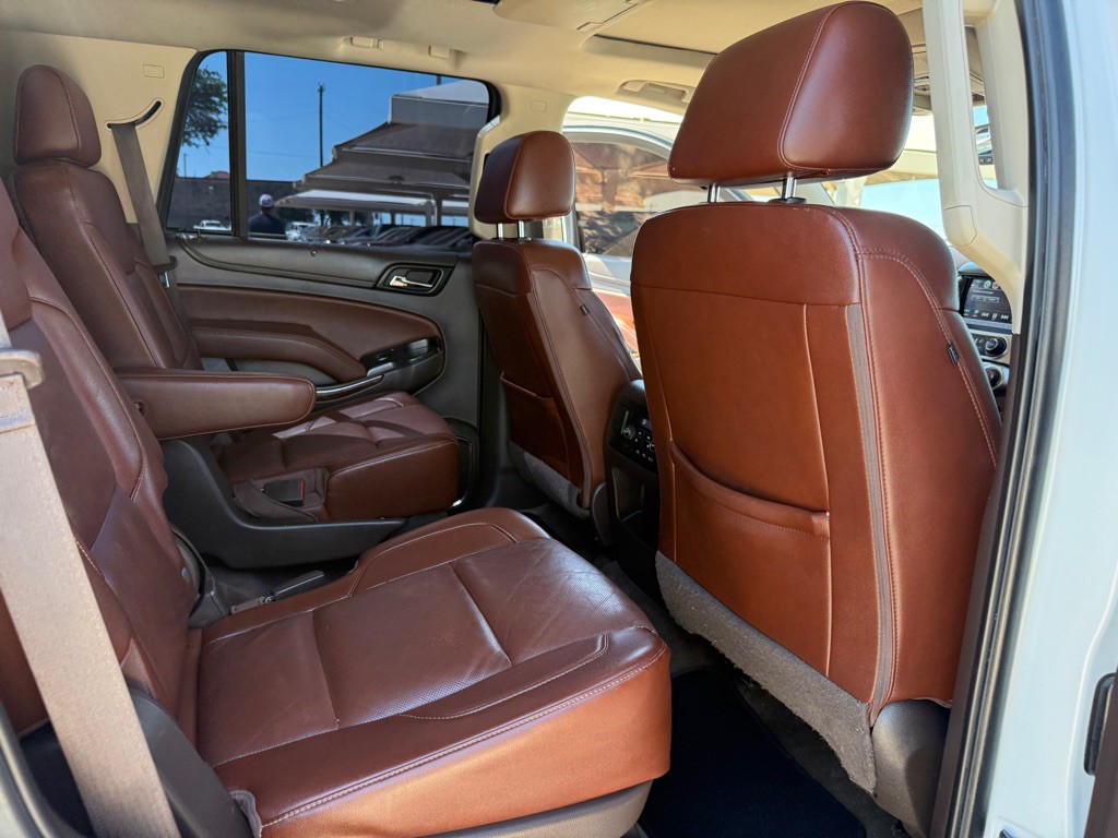 2017 Chevrolet Tahoe Image 17