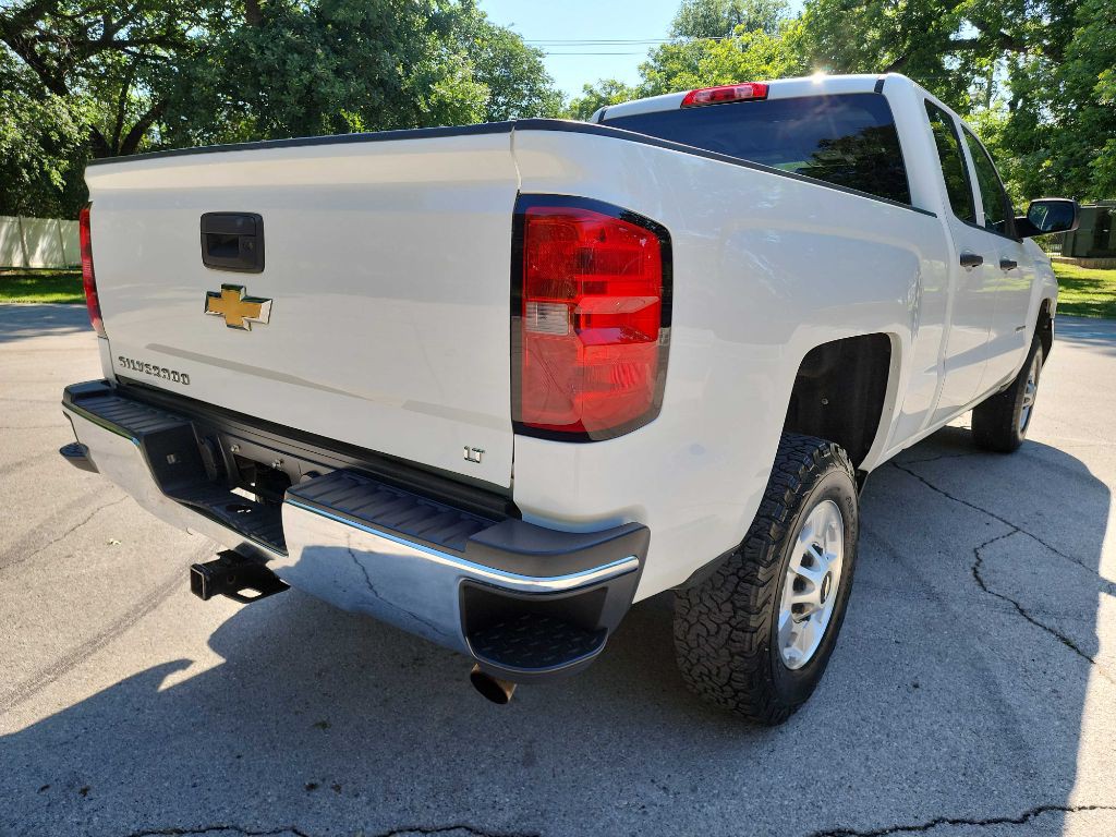 2015 Chevrolet Silverado 1500 Image 10