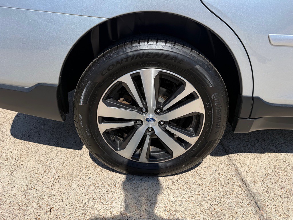 2018 Subaru Outback Image 13