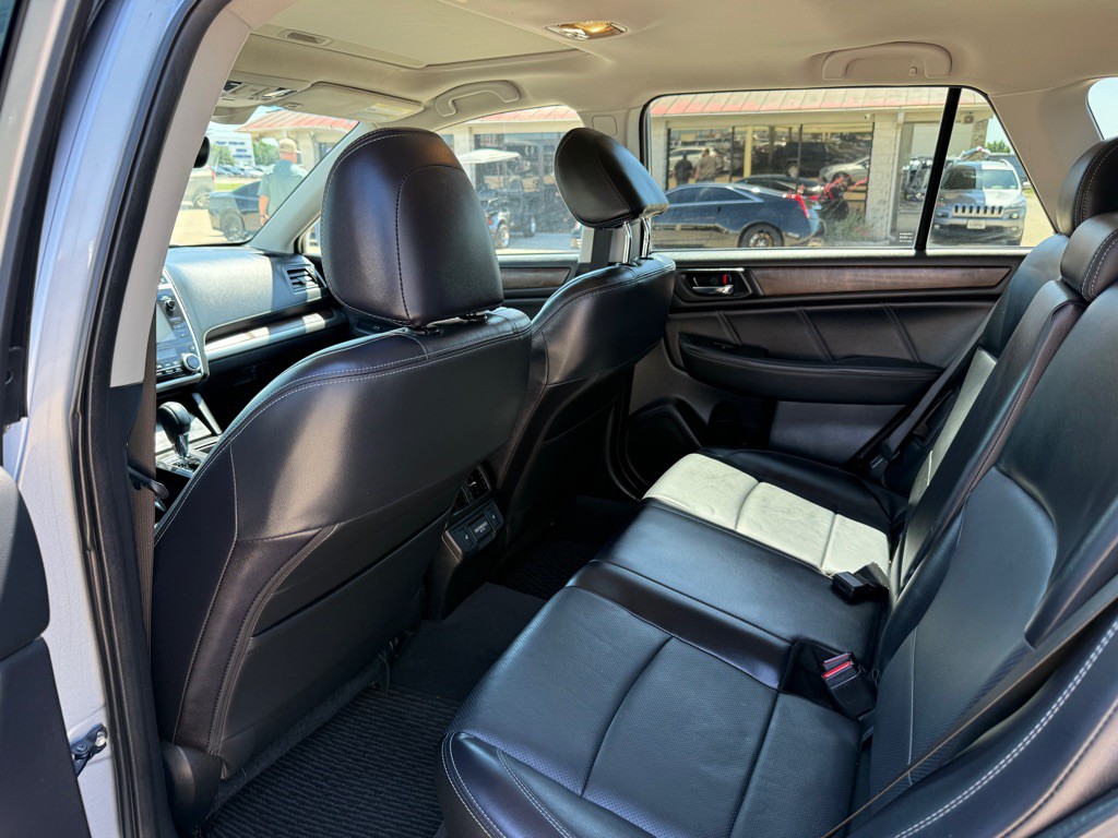 2018 Subaru Outback Image 15