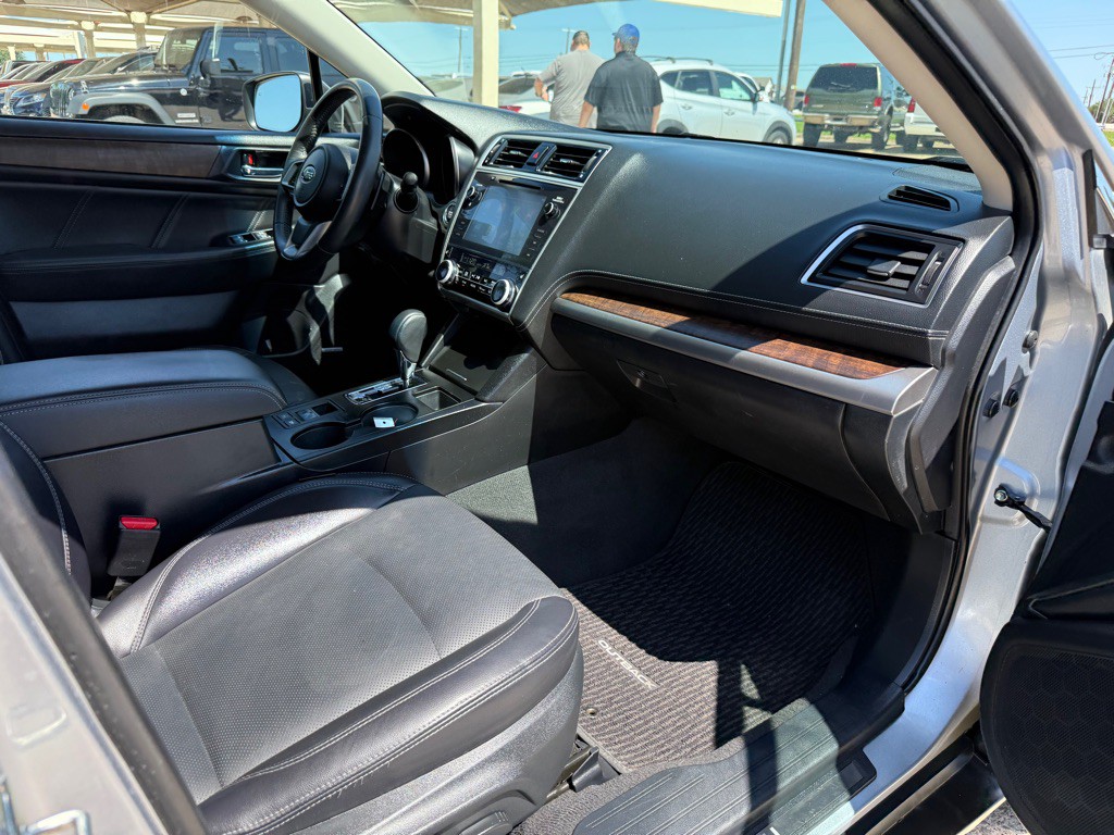 2018 Subaru Outback Image 16