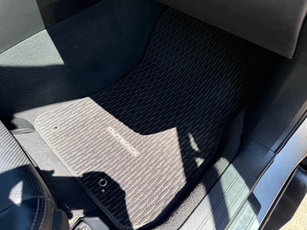 2018 Subaru Outback Image 28