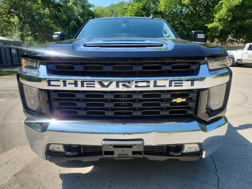 2022 Chevrolet Silverado 1500 Image 2