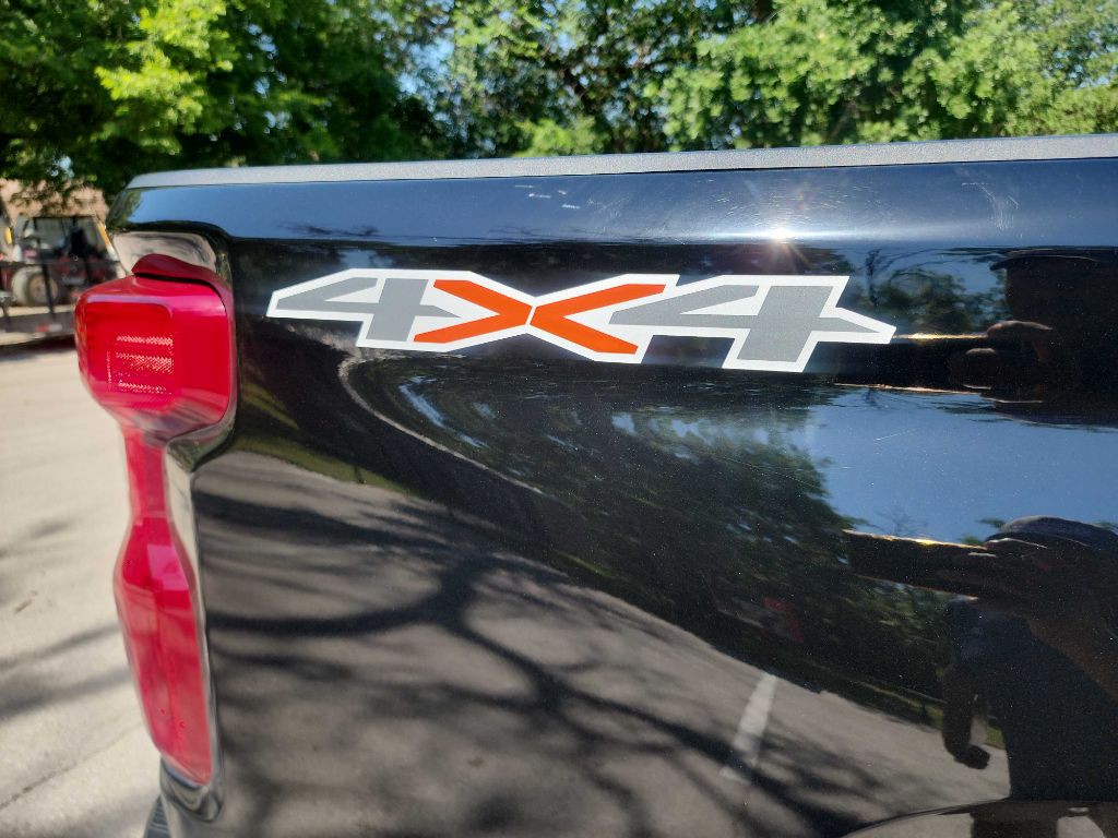2022 Chevrolet Silverado 1500 Image 9