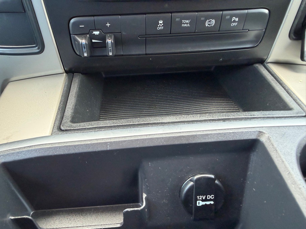 2014 RAM 2500 Image 15