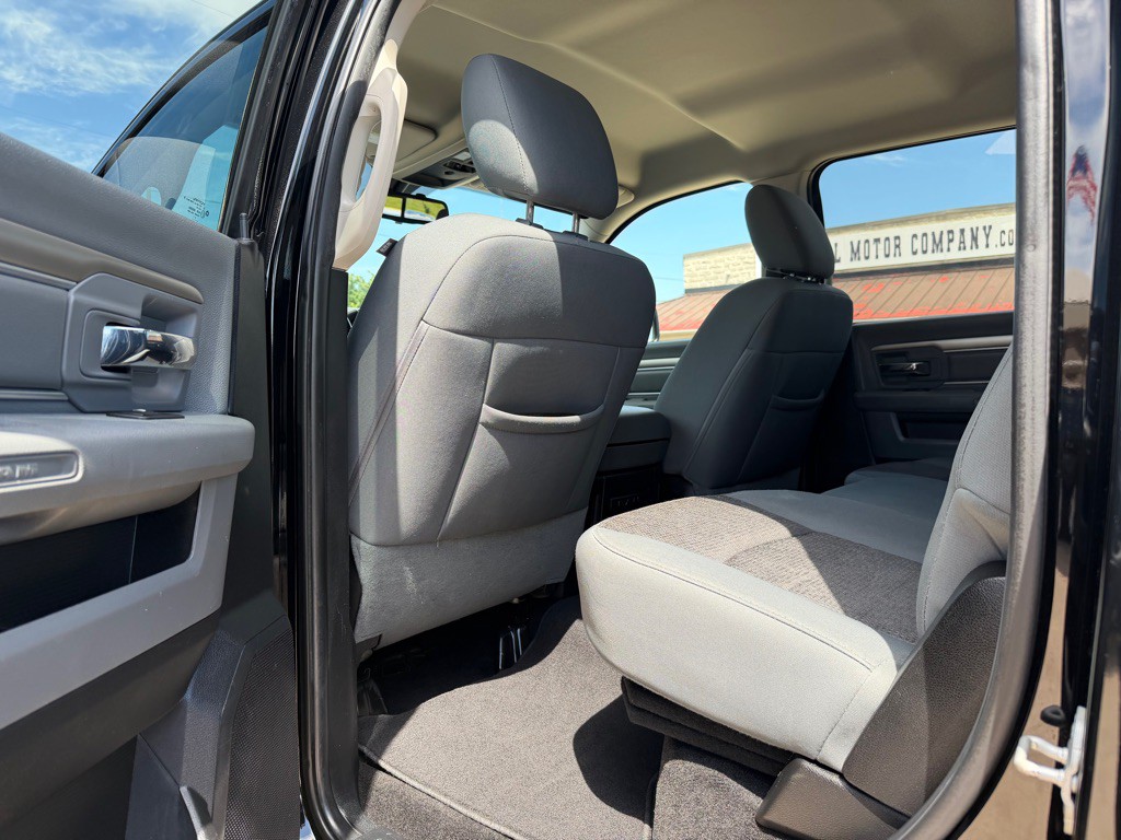 2014 RAM 2500 Image 24