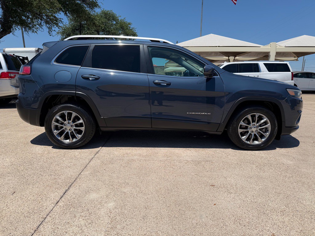 2019 Jeep Cherokee Image 10