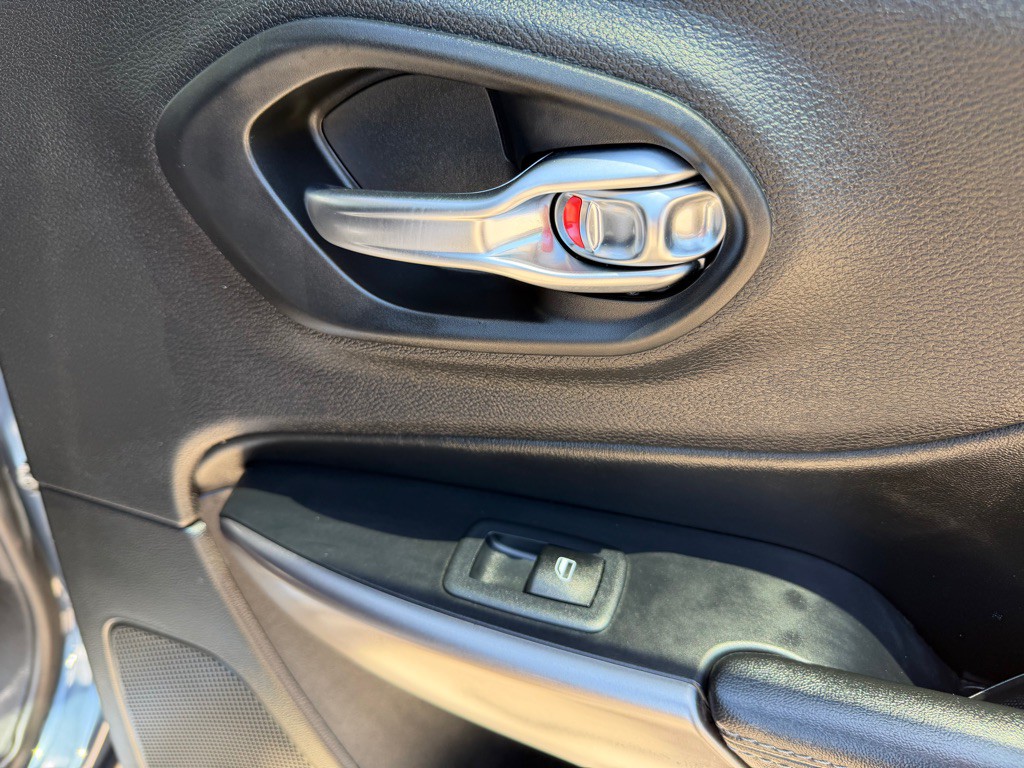 2019 Jeep Cherokee Image 31