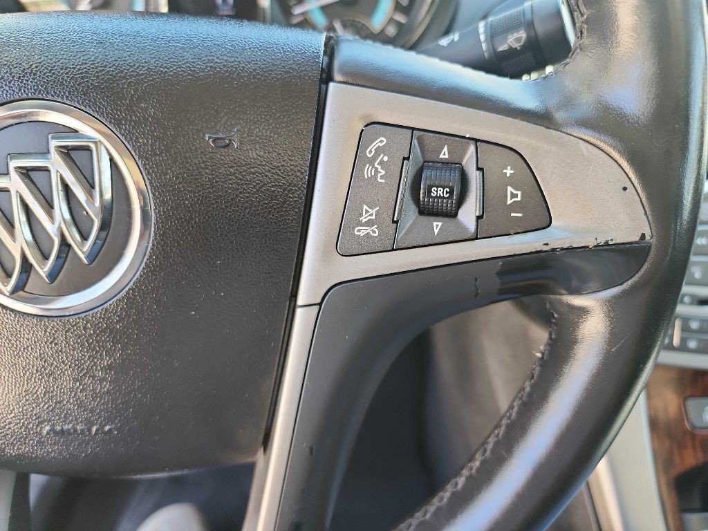 2010 Buick Lacrosse Image 19