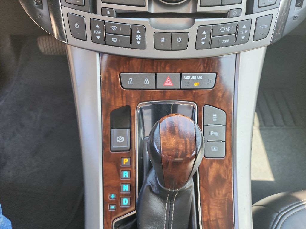 2010 Buick Lacrosse Image 26
