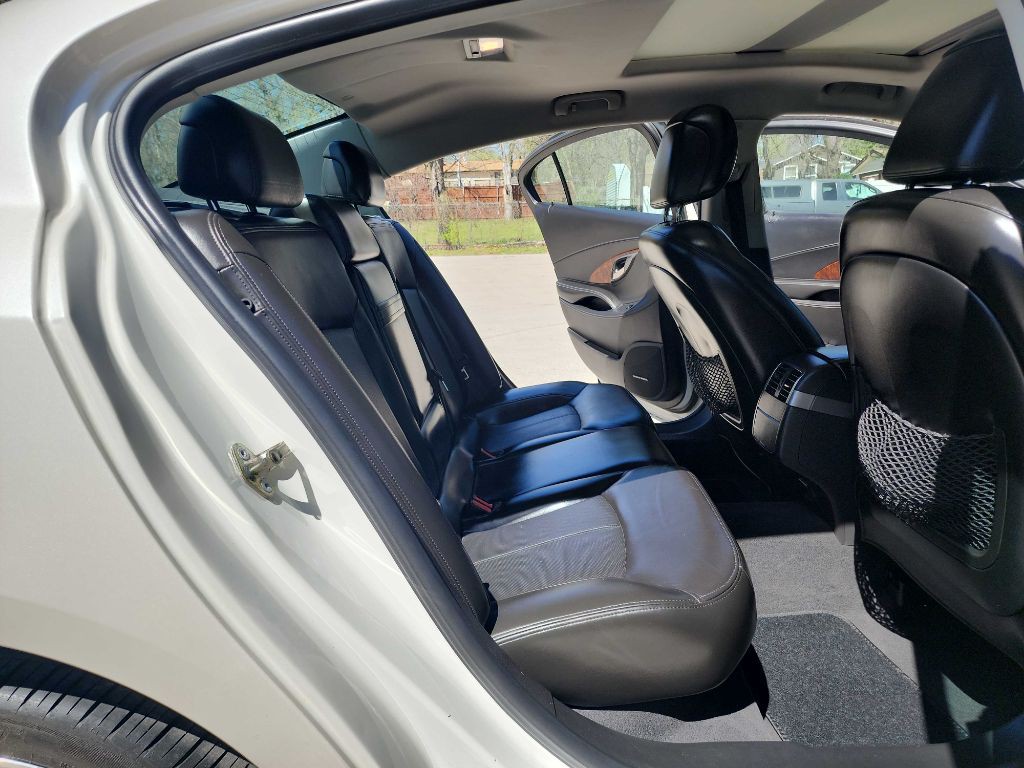 2010 Buick Lacrosse Image 33