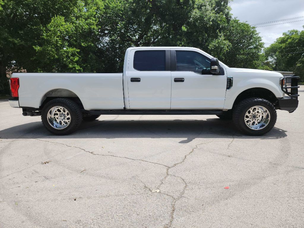 2022 Ford F-350 Image 10