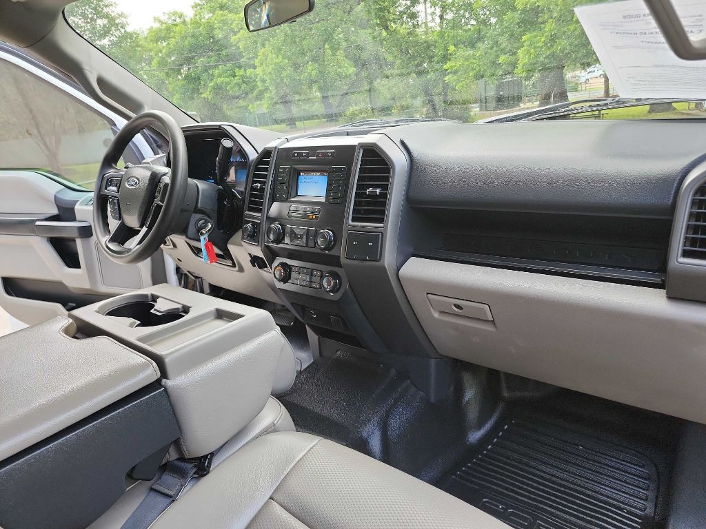 2022 Ford F-350 Image 35