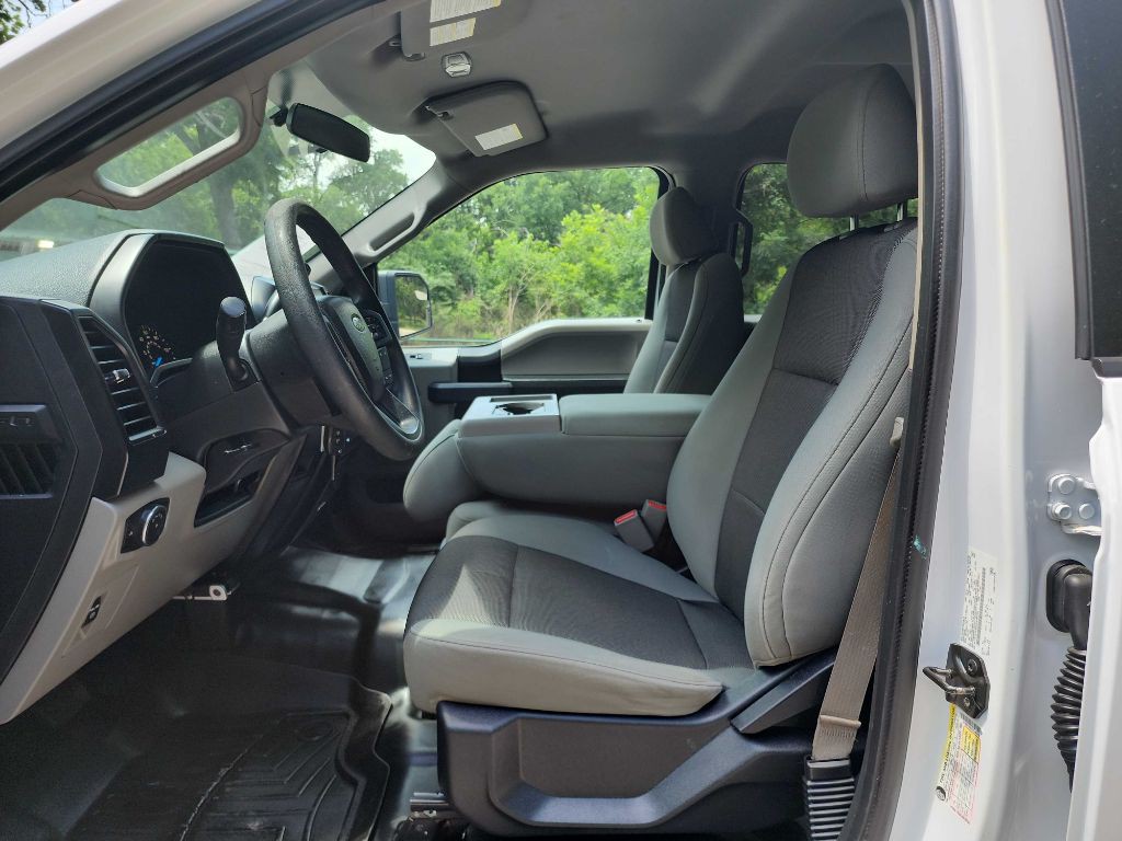 2017 Ford F-150 Image 17