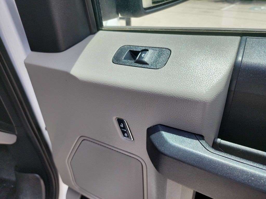 2017 Ford F-150 Image 34