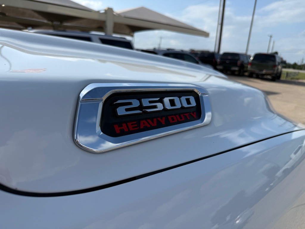 2022 RAM 2500 Image 9
