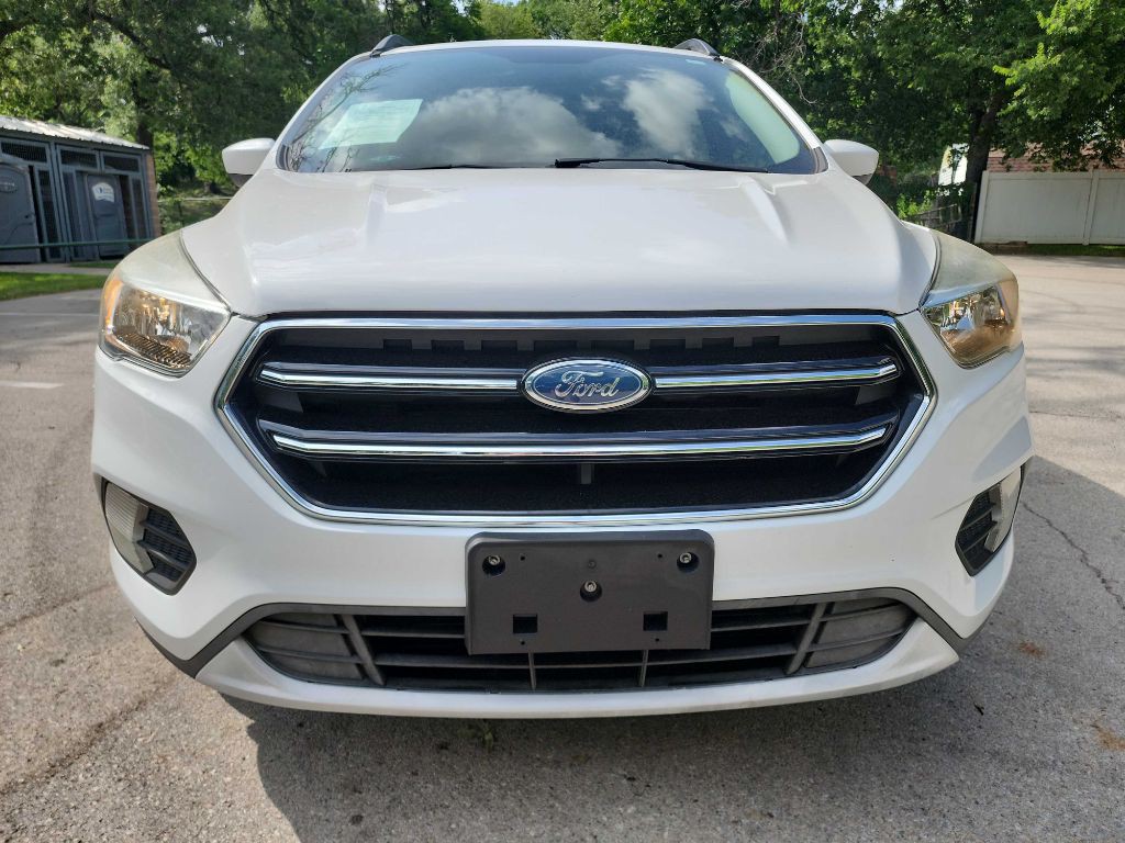 2018 Ford Escape Image 2
