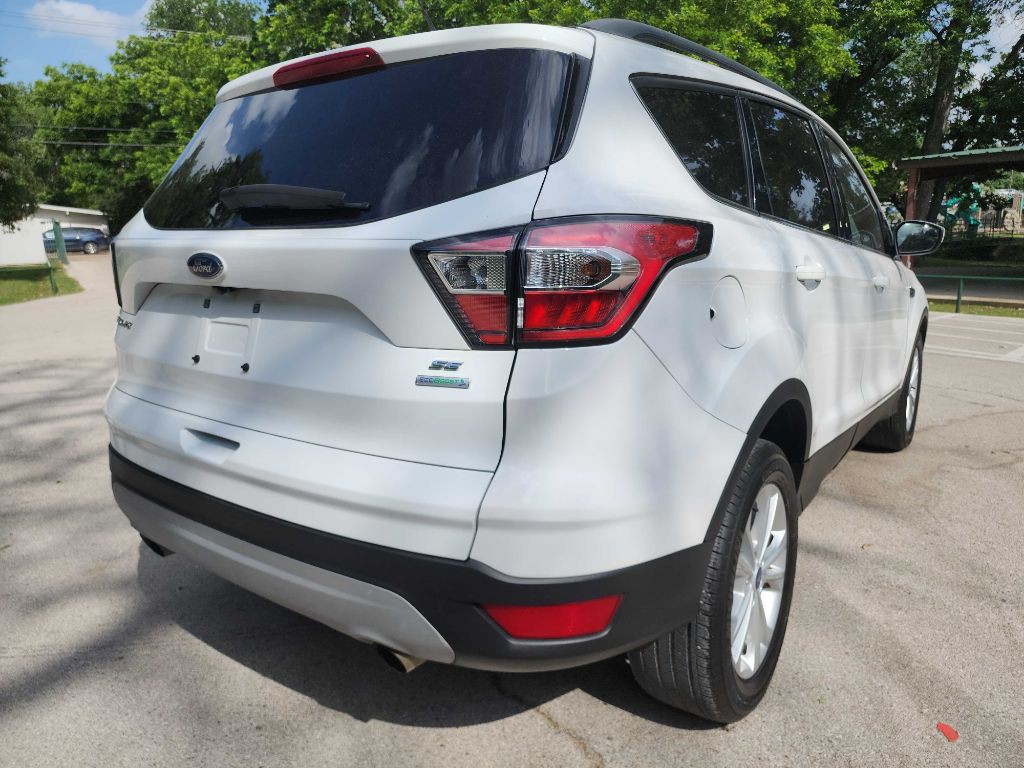 2018 Ford Escape Image 9